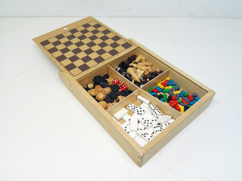 caja portatil juegos mesa ajedrez damas backgammon madera 40.5x30.3x7.3 1u